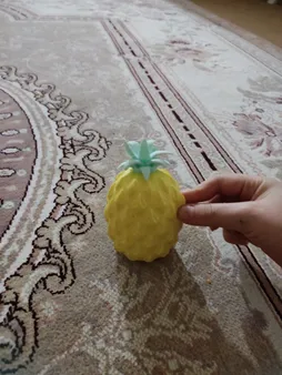 فیجت ضد استرس مدل آناناس خامه ای