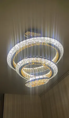 لوستر ام کی ای لایتینگ مدل کریستالی مدرن کد CR-3S