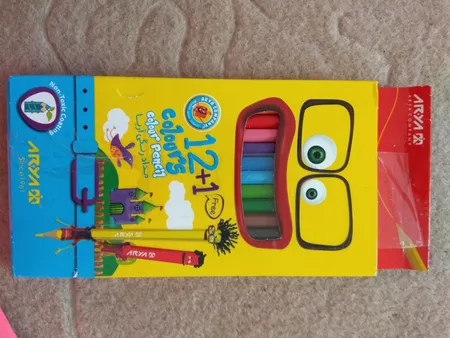 مداد رنگی 12+1 رنگ آریا مدل 3016