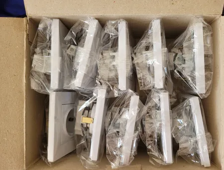 پریز برق ارت دار بکر مدل آسان مجموعه 10 عددی