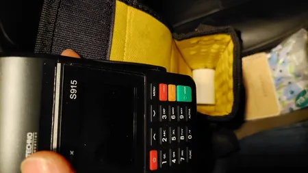 کیف حمل پایانه فروشگاهی مدل چرم حبابدار