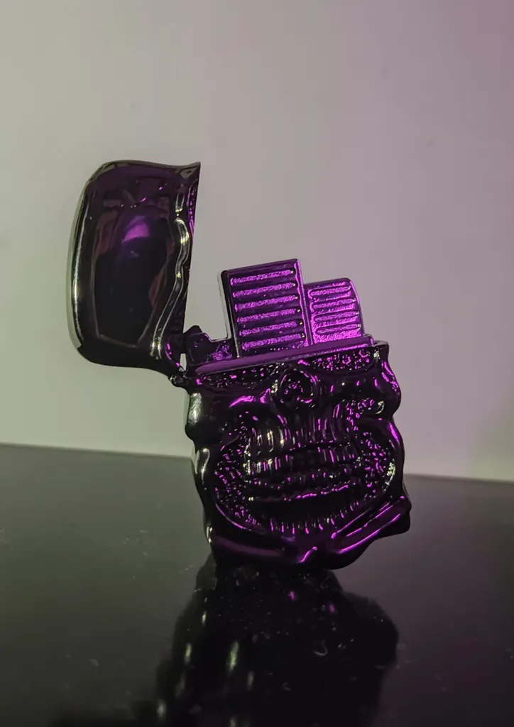 فندک مدل اتمی طرح اسکلت جمجمه DKD-1535