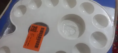 پالت رنگ مدل R68