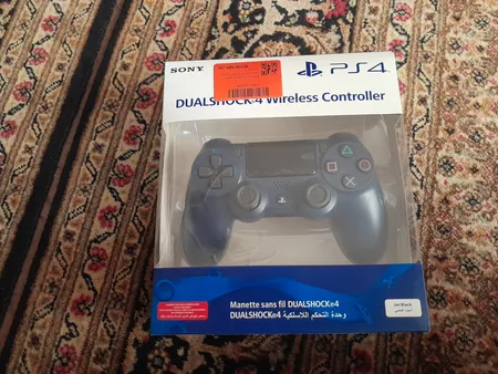 دسته بازی پلی استیشن 4 مدل DUAL SHOCK 4