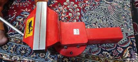 گیره رومیزی ابزار سازان آریاوش مدل 200