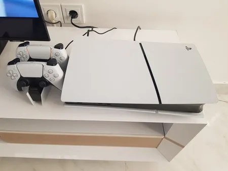 کنسول بازی سونی مدل PlayStation 5 Slim ظرفیت یک ترابایت ریجن 2016A اروپا به همراه دسته اضافی و پایه شارژر