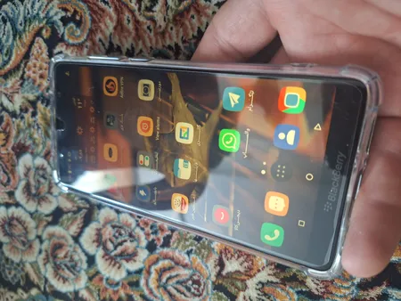 گوشی موبایل بلک بری مدل Evolve BBG100-1 دو سیم‌ کارت ظرفیت 64 گیگابایت