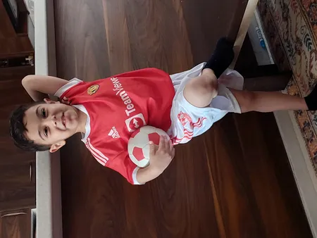 ست تیشرت و شلوارک ورزشی طرح رونالدو منچستر یونایتد 2022