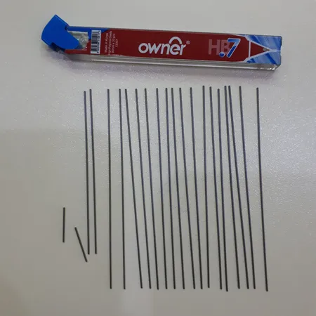 نوک مداد نوکی 0.7 میلی متری اونر کد 13307 بسته 5 عددی