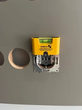 تراز جیبی استبیلا مدل POCKET ELECTRIC