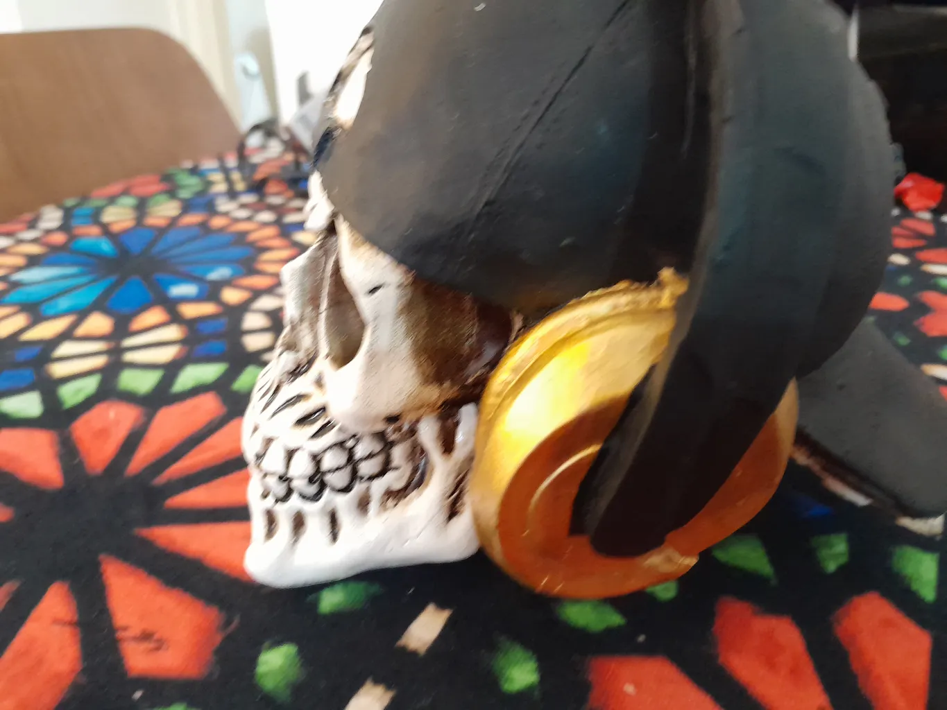 مجسمه مدل اسکلت هدفون دار کد  2323