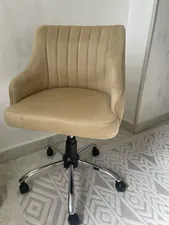 تجریه خرید صندلی اداری مدل SK440