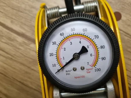 تلمبه پایی تک سیلندر کنزاکس مدل KFP-101