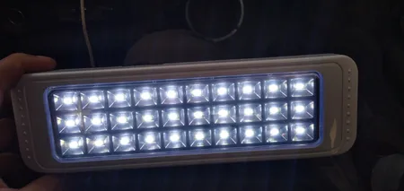 چراغ اضطراری ویداسی شارژی مدل WD-823A