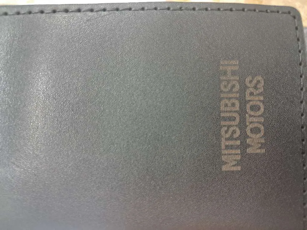 کیف مدارک خودرو چرمینه اسپرت طرح میتسوبیشی کد 77024-B