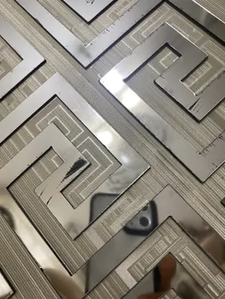 اینه دکوراتیو پدیده پلاس مدل ورساچ کد11