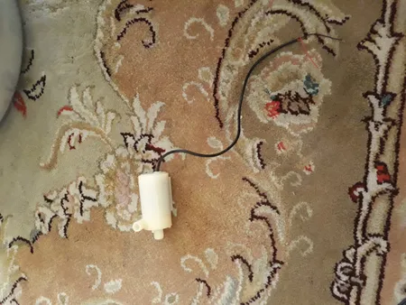 پمپ آب مدل 3V-6V