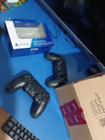 دسته بازی پلی استیشن 4 مدل DUAL SHOCK 4