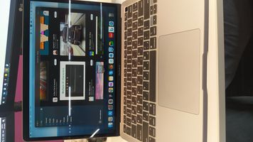 محافظ کیبورد با حروف فارسی مدل A1932 مناسب برای لپ تاپ اپل MacBook New Air 2019