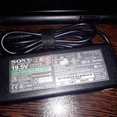 شارژر لپ تاپ 19.5 ولت 4.7 آمپر مدل VGP-AC19V10 AA