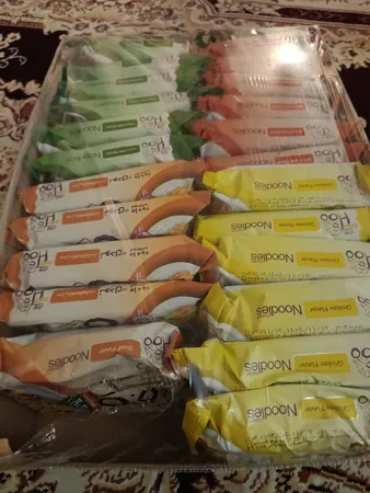 نودل میکس 4 طعم شف هو - 85 گرم بسته 24 عددی