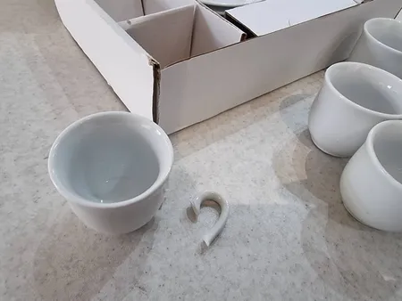 ست فنجان و نعلبکی 12 پارچه شرکت صنایع چینی تقدیس مدل RL60