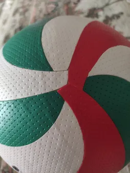 توپ والیبال  مدل چرمی