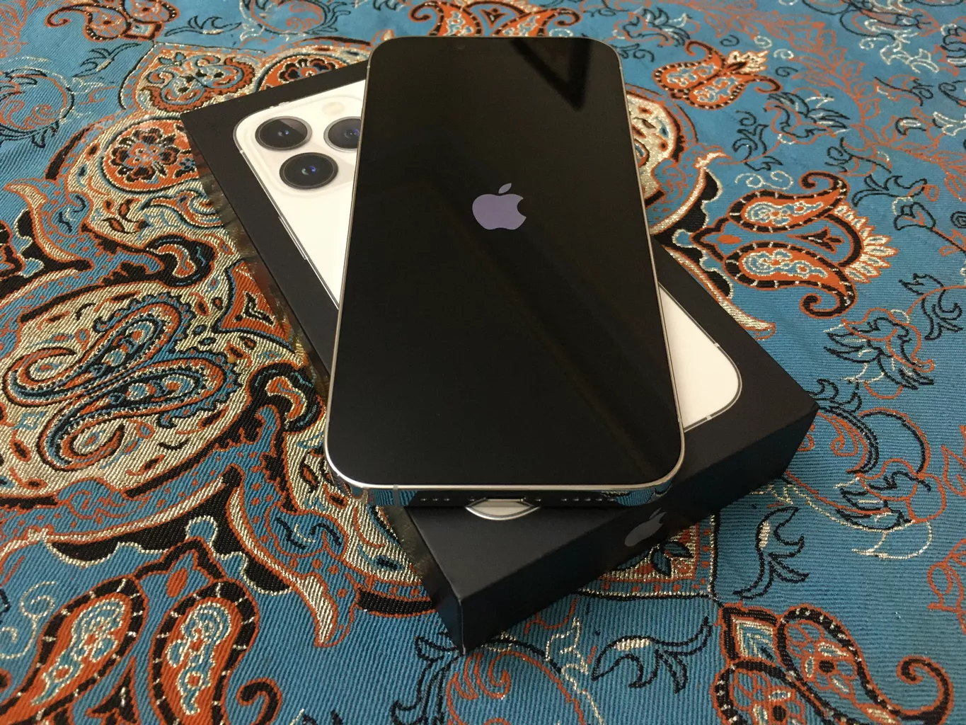 گوشی موبایل اپل مدل iPhone 13 Pro A2639 دو سیم کارت ظرفیت 128 گیگابایت و 6 گیگابایت رم - اکتیو