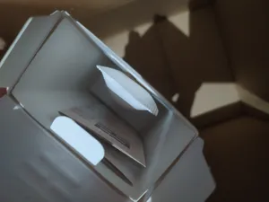 تجریه خرید کرم دور چشم ساین اسکین مدل FD حجم 20 میلی لیتر