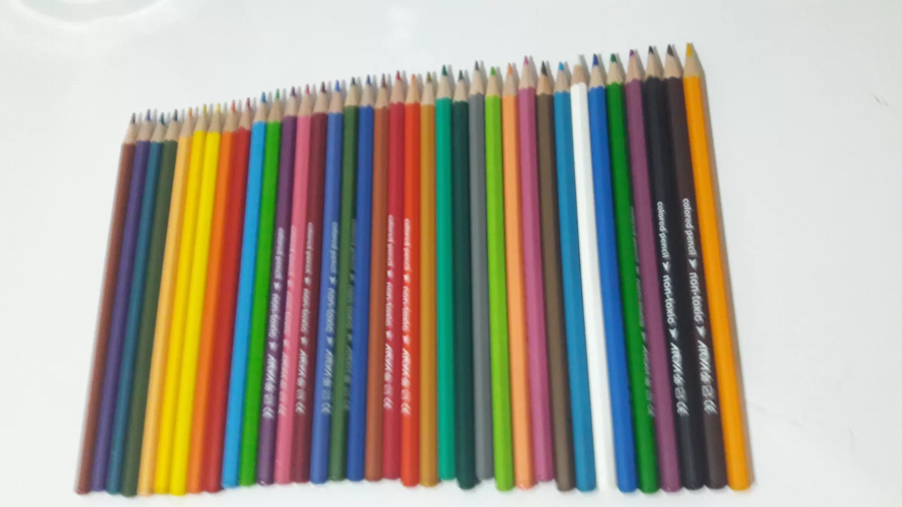 مداد رنگی 36 رنگ آریا کد 7
