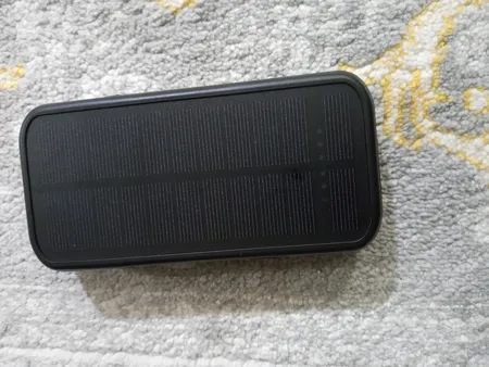 پاوربانک خورشیدی گرین لاین مدل PD20W SOLAR2 ظرفیت 16000 میلی آمپر ساعت