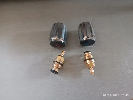 مغزی شیر کد 214 بسته 2 عددی به همراه دسته شیر