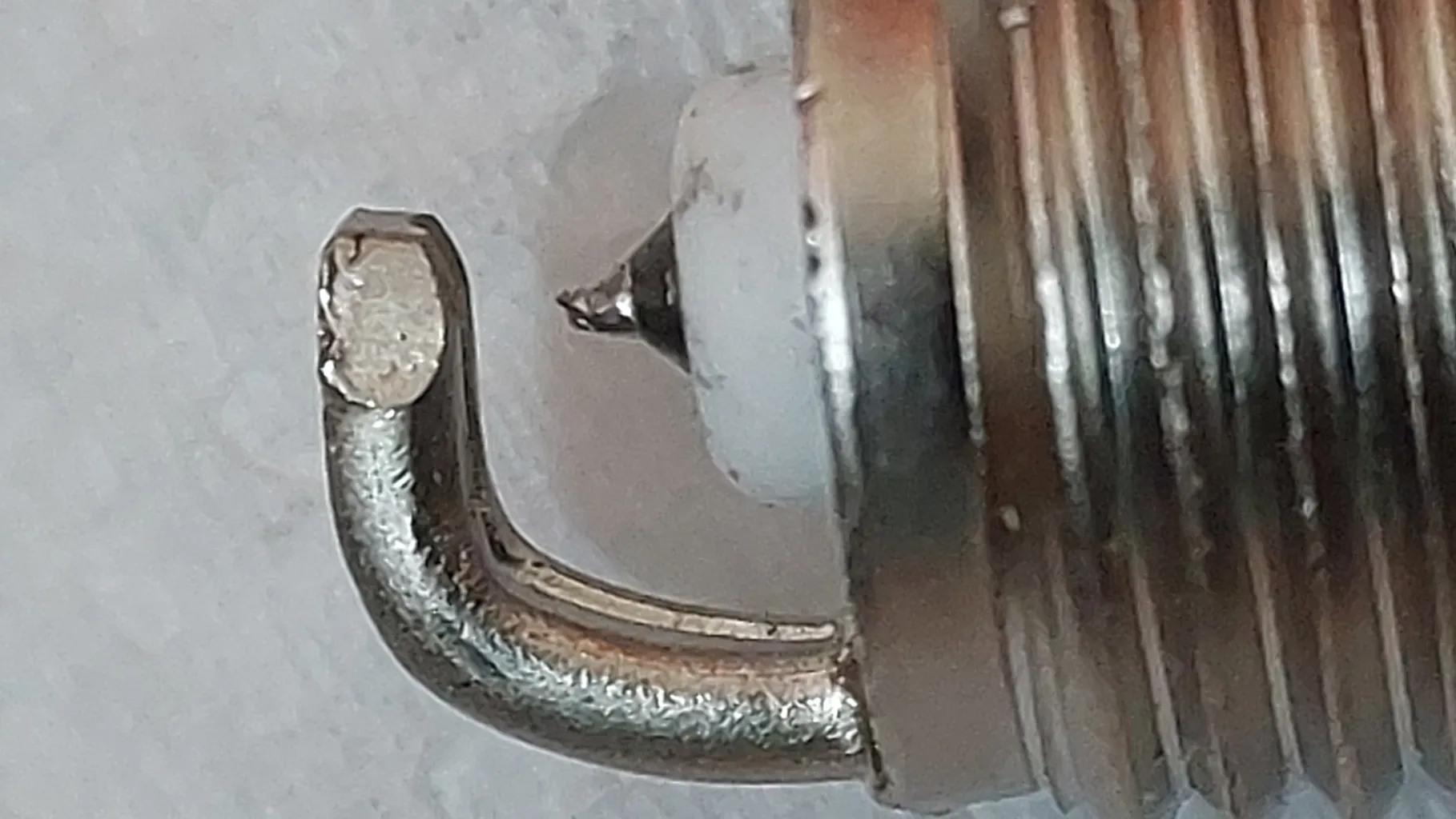 شمع خودرو دنسو مدل 5304-IK20 بسته 4 عددی