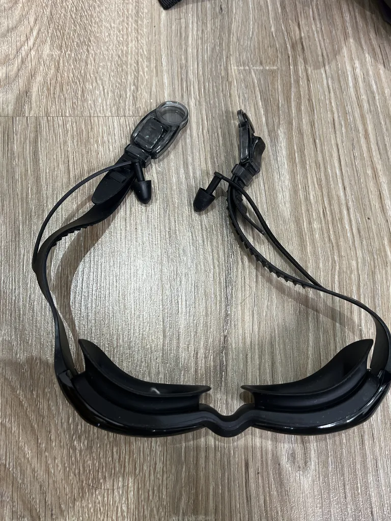 عینک شنا فری شارک مدل YG-3100E