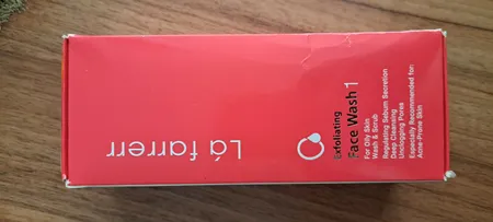 ژل شست‌وشوی و لایه بردار صورت لافارر مدل 01 مناسب پوست‌های چرب حجم 150 میلی‌لیتر