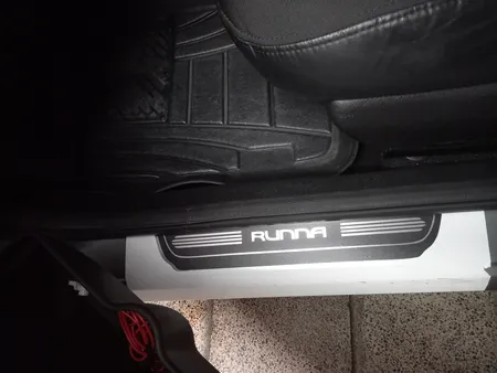 برچسب پارکابی خودرو کد SK044 مناسب برای رانا مجموعه 4 عددی