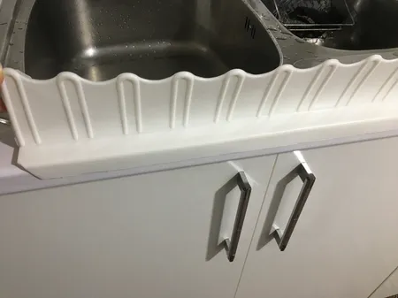 آبگیر کنار سینک مدل سیلیکونی طرح شیروانی