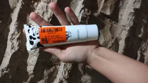 تجریه خرید کرم لایه بردار ایمجز مدل شیر گاو وزن 80 گرم