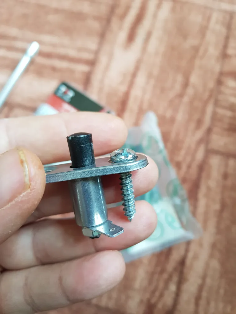 شاسی کلید لادری خودرو بیلگین مدل alumin-4 مناسب برای پراید بسته 4 عددی