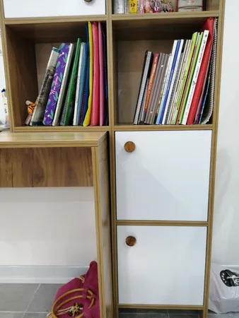 میز تحریر مدل کتابخانه دار