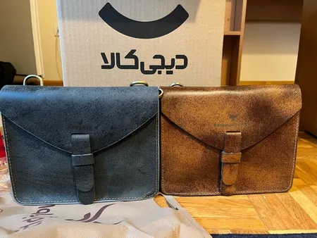 کیف رودوشی چرم بارثاوا مدل 1206