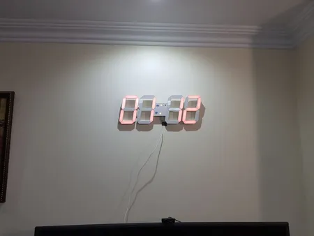 ساعت دیواری مدل دیجیتالی هامین RGB