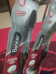 تجریه خرید مسواک بنسر مدل Silver Charcoal با برس متوسط