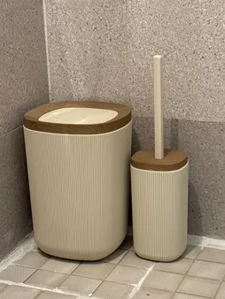 ست سرویس بهداشتی پنج پارچه کنتراست مدل روما 7900 طرح چوب