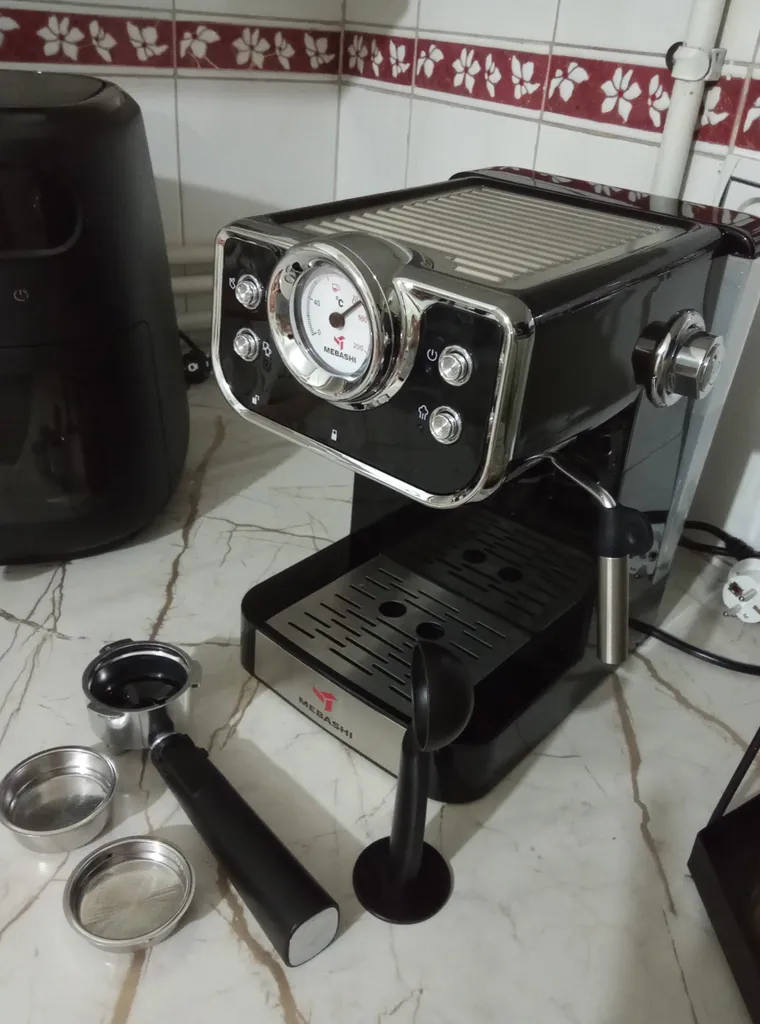 اسپرسو ساز 1.5 لیتری مباشی مدل ME-ECM 2039
