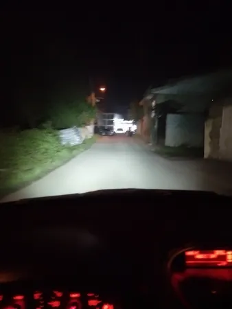 لامپ هدلایت خودرو مدل D9H7 بسته 2 عددی