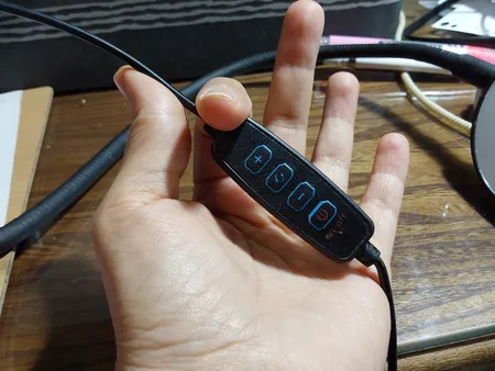 چراغ مطالعه مدل Uni Light