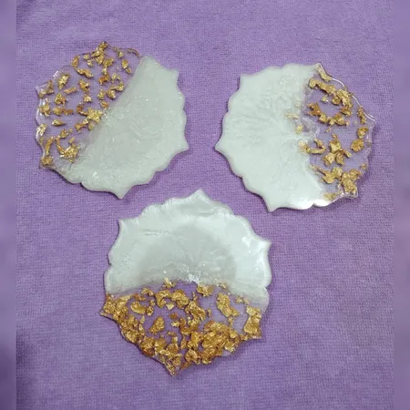 قالب رزین مدل زیر لیوانی طرح چند وجهی کد cn1