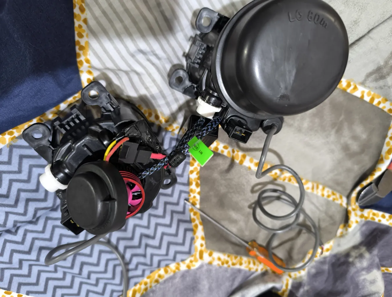 چراغ مه شکن جلو خودرو مدل نئون دار مناسب برای کوییک بسته دو عددی