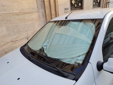 آفتاب گیر شیشه خودرو مدل GLSS